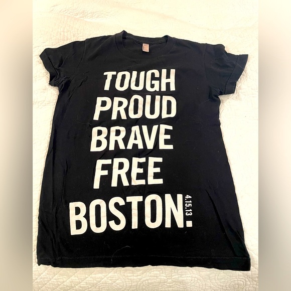 RUE LA LA limited edition Boston Strong black t-shirt S - Picture 1 of 2